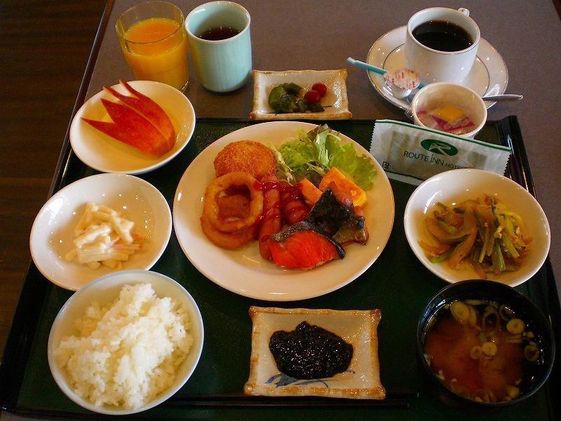 Hotel Route-Inn Toyama Ekimae Dış mekan fotoğraf